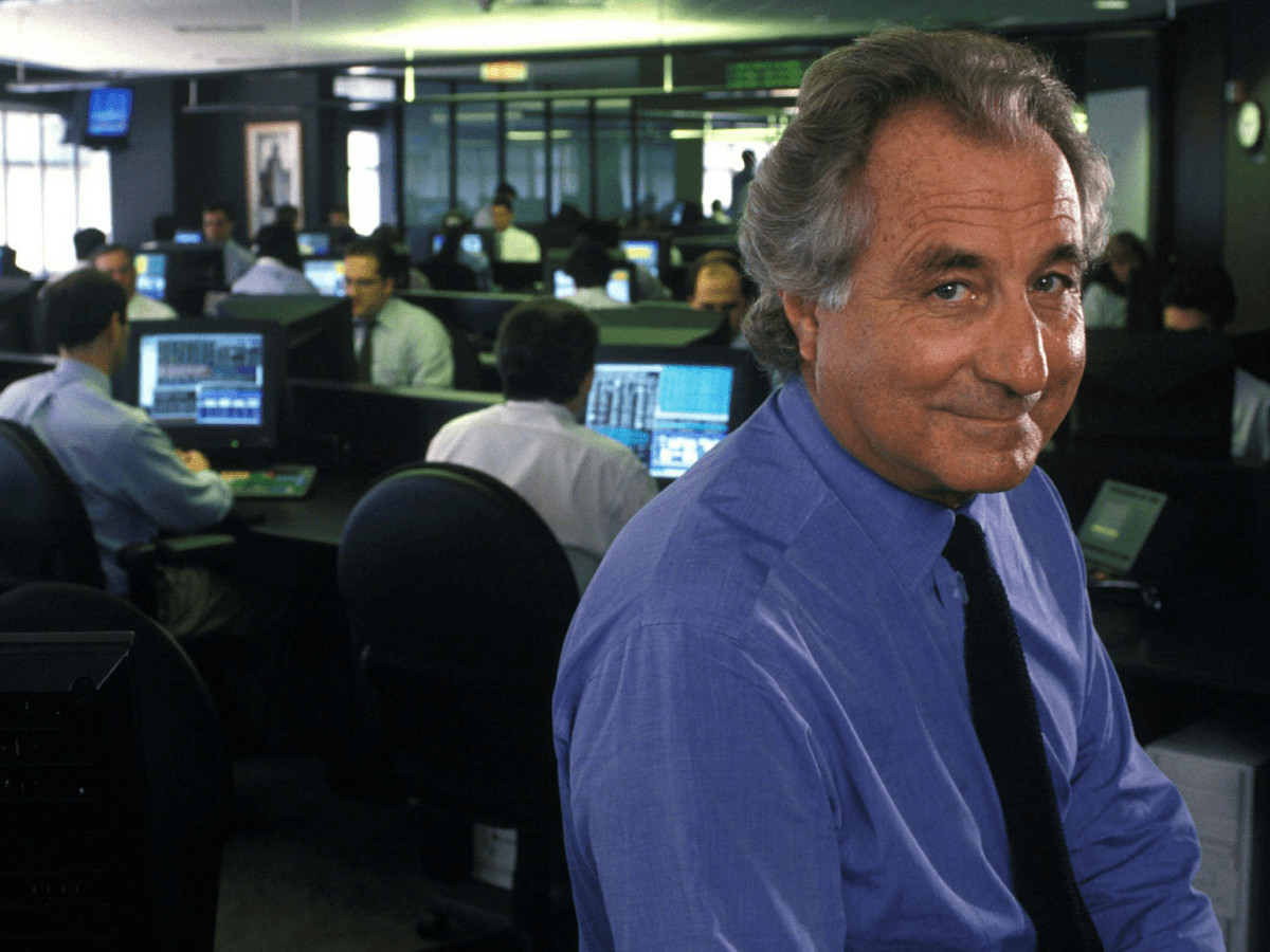 La R Culture : L&rsquo;Histoire de Bernard Madoff, la plus grande arnaque de l&rsquo;histoire et les leçons à en tirer